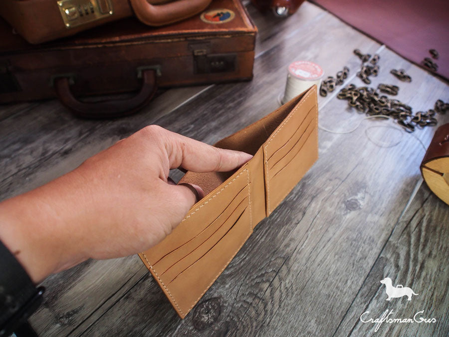 Leather Short Bifold Wallet Pattern Euro Bills